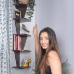 Zig Zag Corner Shelf