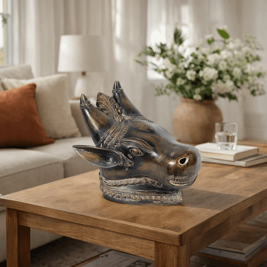 DJ037 Sculpted Nandi Head - Image 1