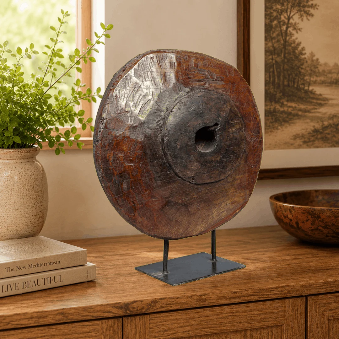 DJ102 Weathered Wheel on Stand - Image 1